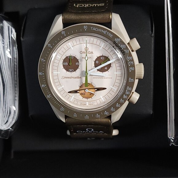 🍪 Swatch x Omega MoonSwatch Mission to Saturn | Bioceramic Beige-Gold - Picture 2 of 6